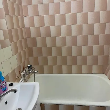 Apartament 2 *
